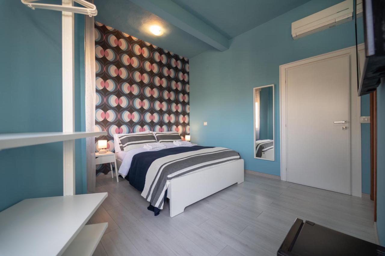 Boutique Rooms Carbonazzi 17 Cagliari Exterior photo