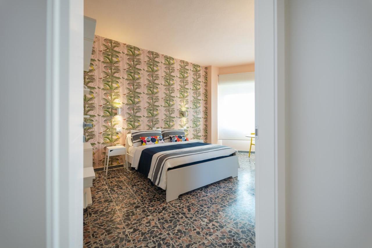 Boutique Rooms Carbonazzi 17 Cagliari Exterior photo